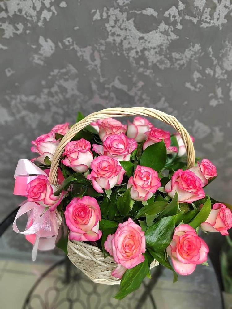 Цветочная композиция из Розы в корзине в Донском Тамбовская область