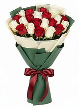Букет Микс из красных и белых роз в Донском Тамбовская область