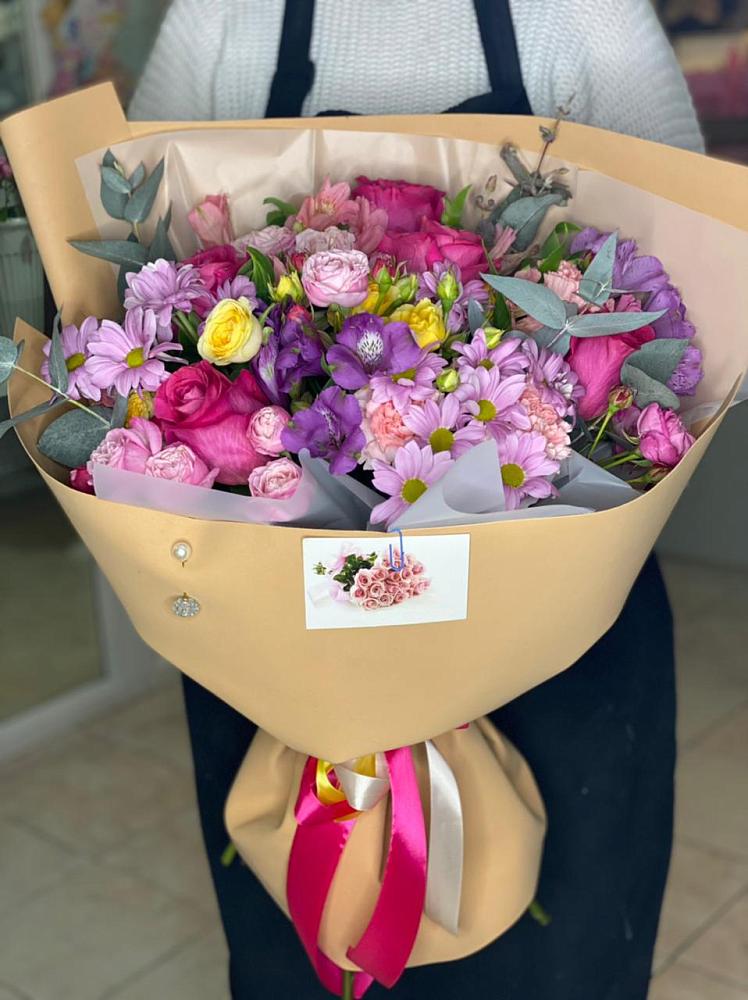 Букет цветов из: Хризантемы, Гвоздики и Альстромерии в Донском Тамбовская область