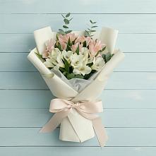 Букет цветов из:  Альстромерии в Донском Тамбовская область