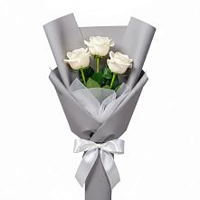 Букет 3 белые розы в Донском Тамбовская область