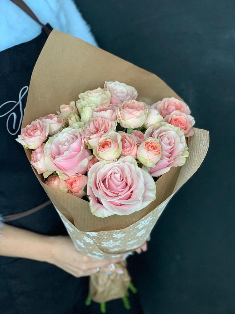 Букет цветов из: Хризантемы и Розы в Донском Тамбовская область