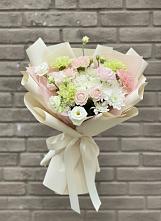 Букет цветов из:  Гвоздики, Розы, Лизиантусы и Хризантемы в Донском Тамбовская область
