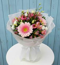 Букет цветов из:  Герберы, Альстромерии и Лизиантусы в Донском Тамбовская область