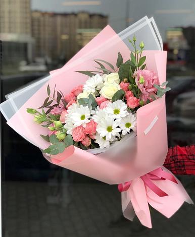 Букет цветов из: Розы, Лизиантусы и Хризантемы в Донском Тамбовская область